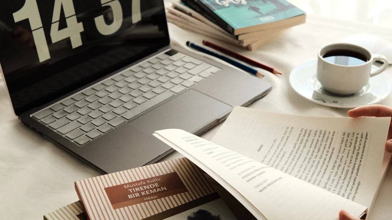 7 Books That Will Completely Change the Way You Think